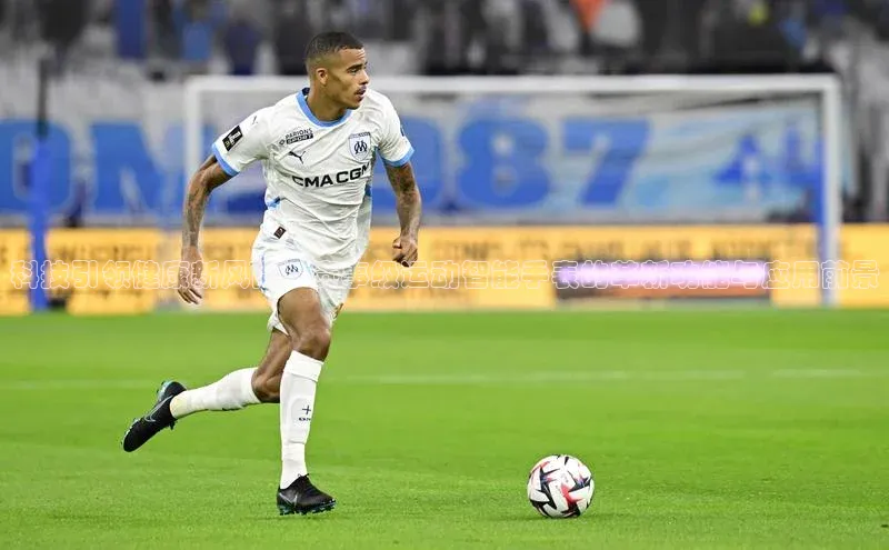 科技引领健康新风尚：赛事级运动智能手表的革新功能与应用前景